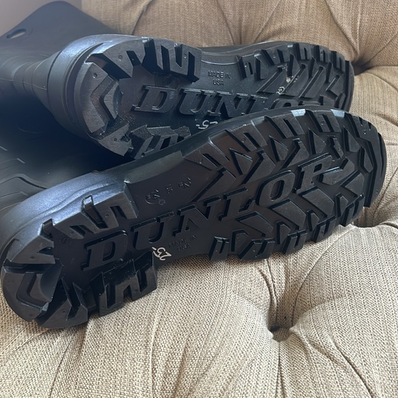 NEW Dunlop Steel Toe Rubber Boots - Picture 2 of 3